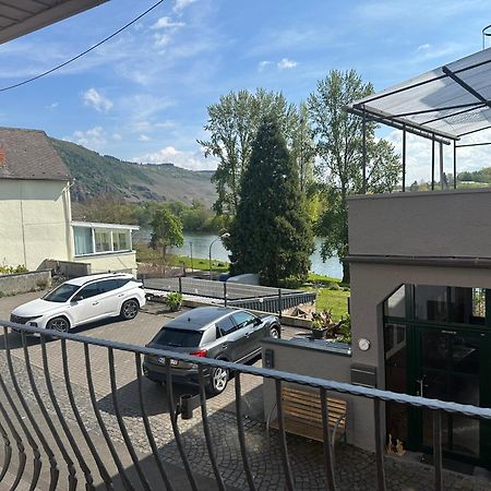 Weingut / Gaestehaus Gerlach Ирциг Экстерьер фото