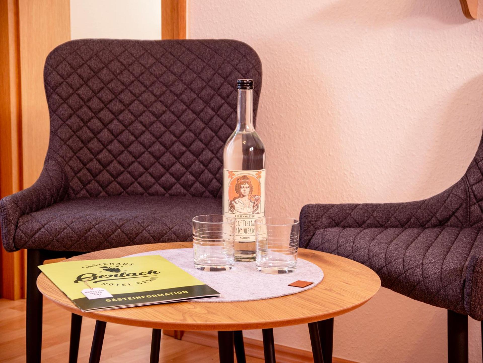 Weingut / Gaestehaus Gerlach Ирциг Экстерьер фото